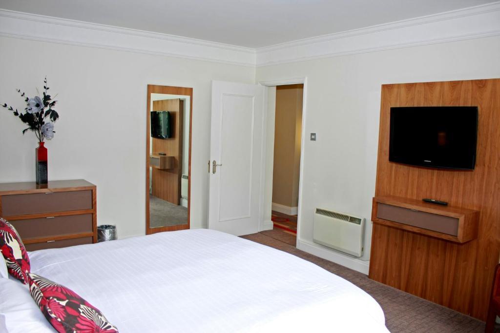 Bromsgrove Hotel And Spa Cameră foto